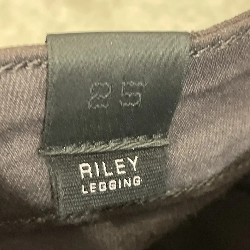 Vince Riley Skinny Legging Jeans 25 Dark Pewter Gray